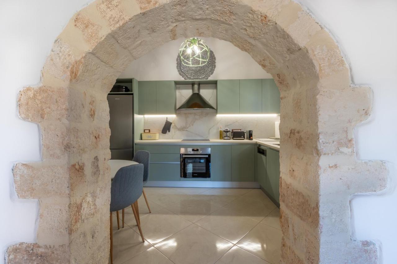 Wood And Stone Apartment Tsikalaria  Exterior foto